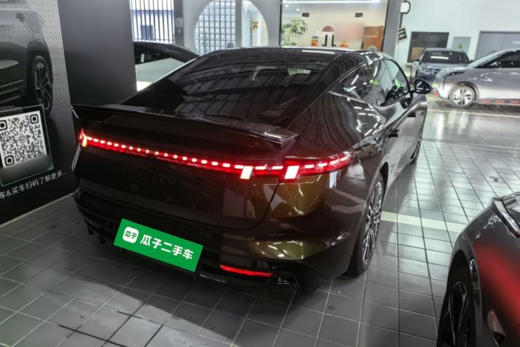 Used Lynk & Co 10 EM-P 2025 Model 240 All-Wheel Drive Ultra—Sport Edition Rear Right 45 Deg