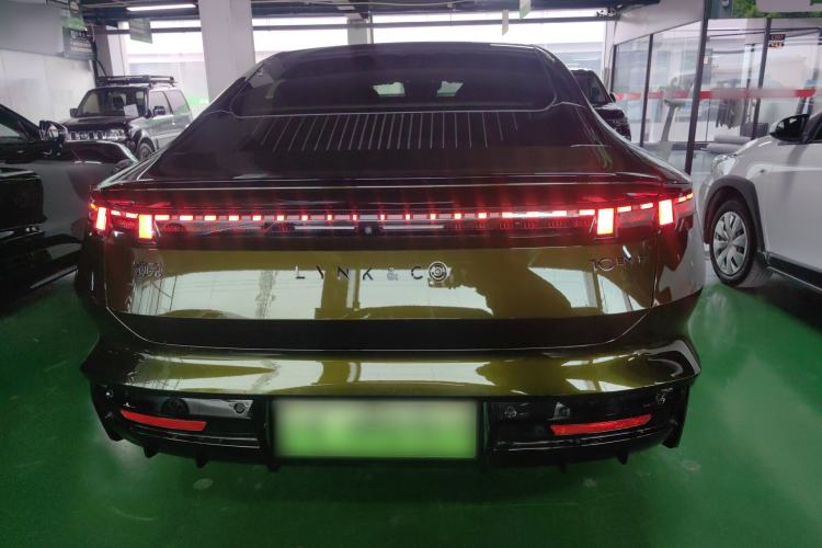 Used Lynk & Co 10 EM-P 2025 Model 240 All-Wheel Drive Ultra—Sport Edition Rear