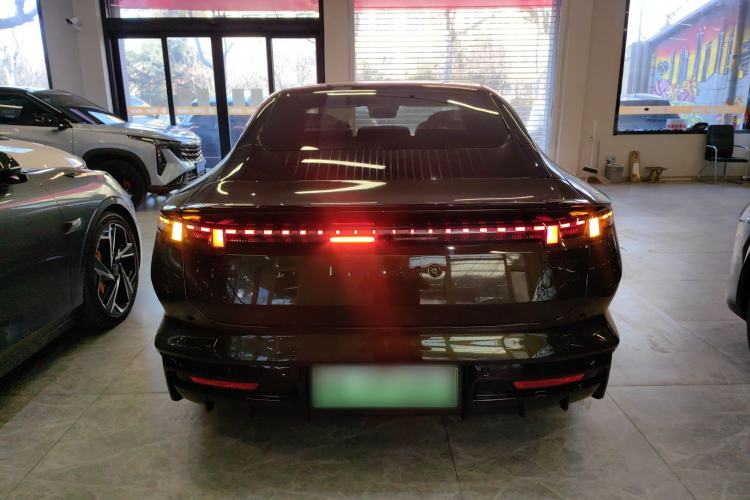 Used Lynk & Co 10 EM-P 2025 Model 240 All-Wheel Drive Ultra—Sport Edition Rear