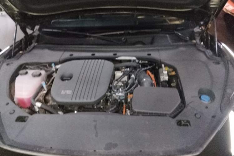 Used Lynk & Co 10 EM-P 2025 Facelifted Model 240 All-Wheel Drive Ultra—Sport Edition Engine Bay