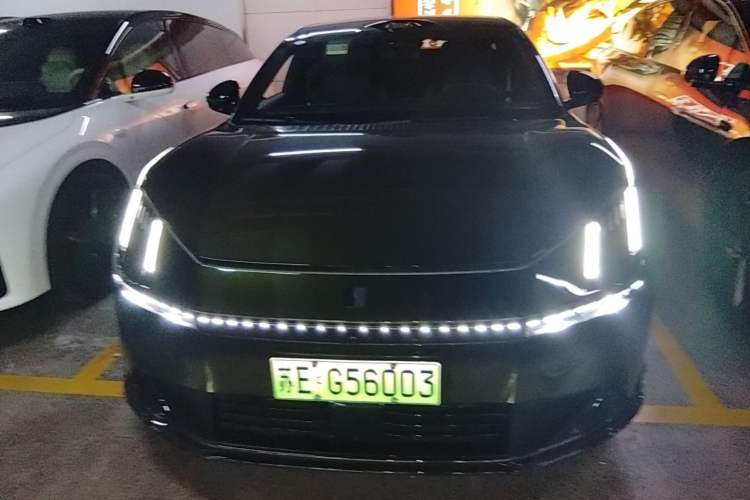 Used Lynk & Co 10 EM-P 2025 Facelifted Model 240 All-Wheel Drive Ultra—Sport Edition Front
