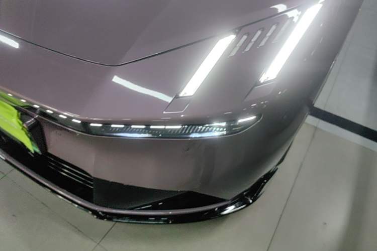 Used Lynk & Co 10 EM-P 2025 Model 240 Four-Wheel Drive Ultra Left Front Headlight