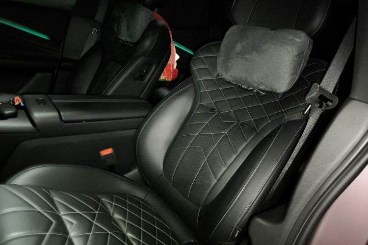 Used Lynk & Co 10 EM-P 2025 Model 240 Four-Wheel Drive Ultra Left Front Seat