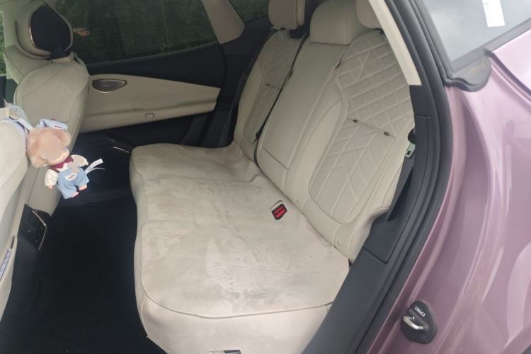 Used Lynk & Co 10 EM-P 2025 Model 240 Four-Wheel Drive Ultra Left Rear Seat
