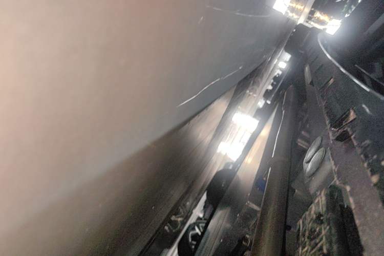Used Lynk & Co 10 EM-P 2025 Model 240 Four-Wheel Drive Ultra Left Side Sill