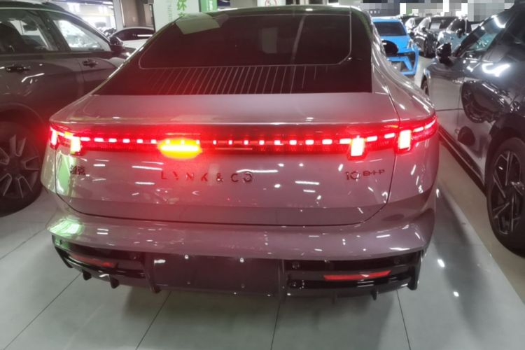 Used Lynk & Co 10 EM-P 2025 Model 120 Four-Wheel Drive Ultra Rear