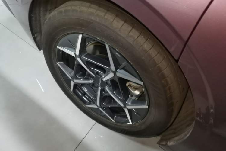 Used Lynk & Co 10 EM-P 2025 Model 120 Four-Wheel Drive Ultra Right Rear Wheel Hub