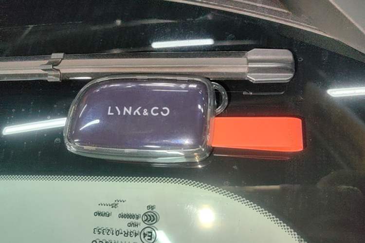 Used Lynk & Co 10 EM-P 2025 Model 240 Four-Wheel Drive Ultra Vehicle Key