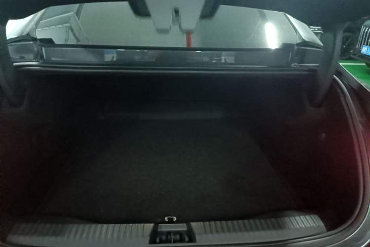 Used Lynk & Co 10 EM-P 2025 Model 120 Four-Wheel Drive Ultra Trunk