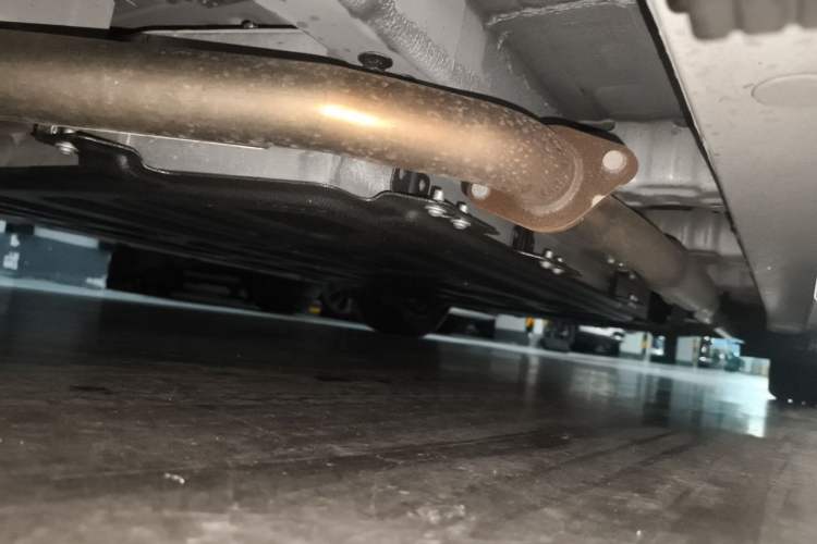 Used Lynk & Co 10 EM-P 2025 Model 240 Four-Wheel Drive Ultra Chassis Front Left