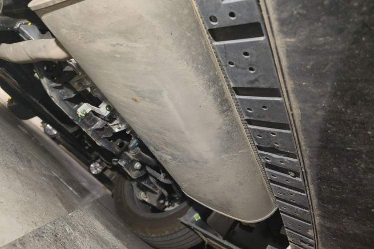 Used Lynk & Co 10 EM-P 2025 Model 120 Four-Wheel Drive Ultra Chassis Rear