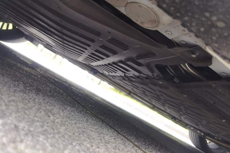 Used Lynk & Co 10 EM-P 2025 Facelifted Model 120 All-Wheel Drive Ultra Chassis Rear Right