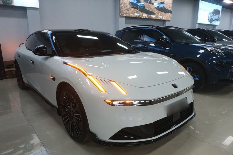 Used Lynk & Co 10 EM-P 2025 Model 240 All-Wheel Drive Ultra—Sport Edition Exterior 1