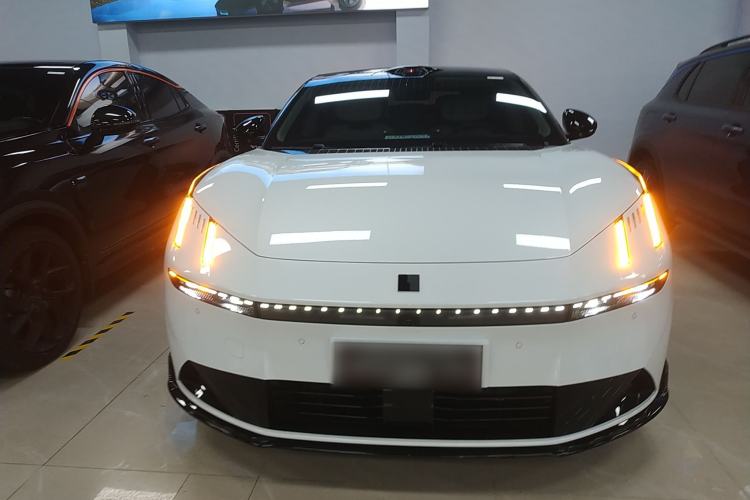 Used Lynk & Co 10 EM-P 2025 Model 240 All-Wheel Drive Ultra—Sport Edition Front