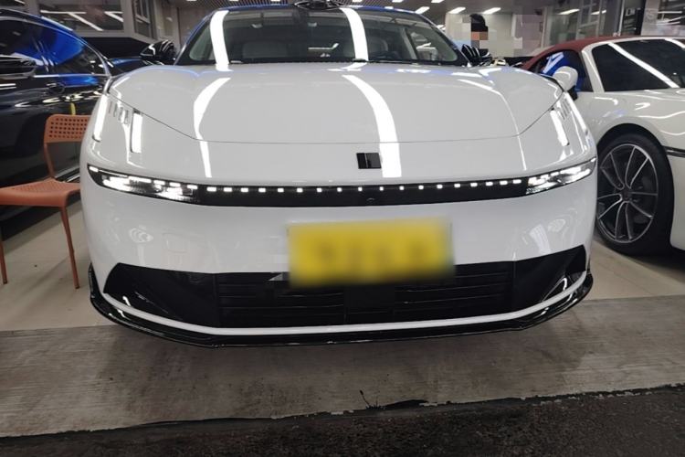 Used Lynk & Co 10 EM-P 2025 Facelifted Model 120 All-Wheel Drive Ultra Front
