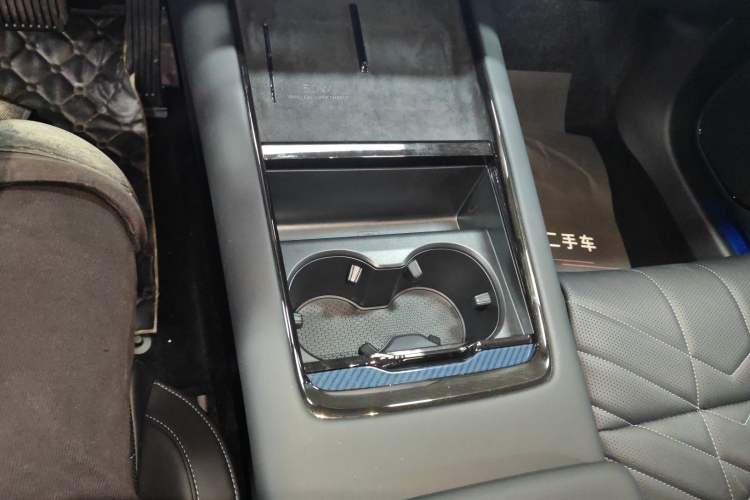 Used Lynk & Co 10 EM-P 2025 Model 120 Four-Wheel Drive Ultra Gear Lever