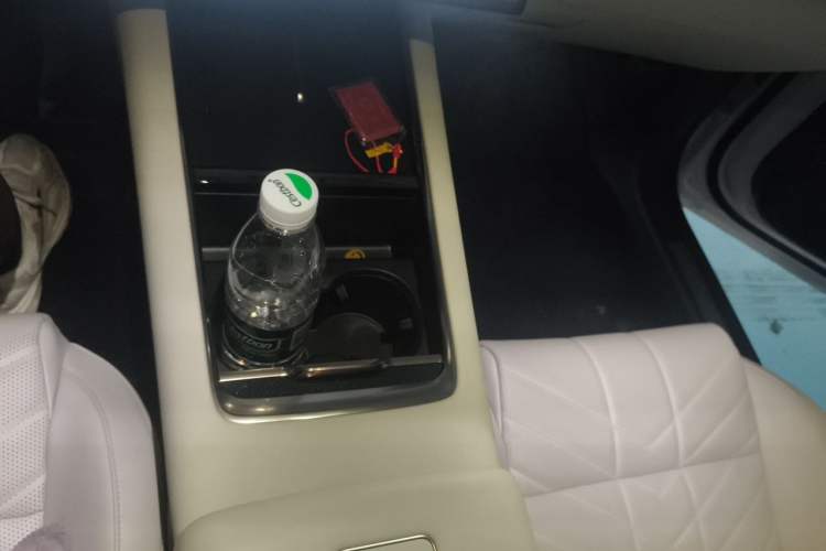 Used Lynk & Co 10 EM-P 2025 Model 240 Four-Wheel Drive Ultra Gear Lever