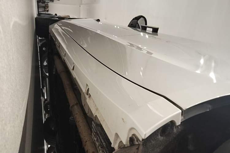Used Lynk & Co 10 EM-P 2025 Model 120 Four-Wheel Drive Ultra Left Side Sill