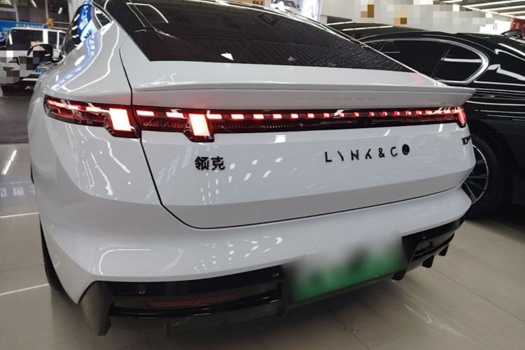 Used Lynk & Co 10 EM-P 2025 Facelifted Model 120 All-Wheel Drive Ultra Rear