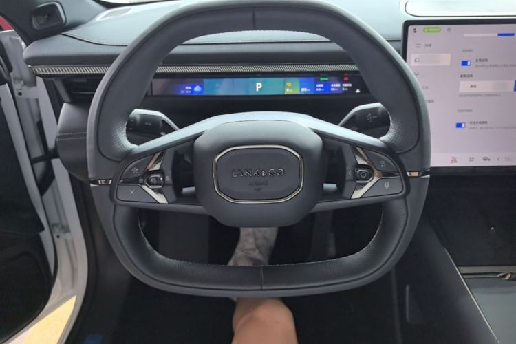 Used Lynk & Co 10 EM-P 2025 Model 120 Four-Wheel Drive Ultra Steering Wheel