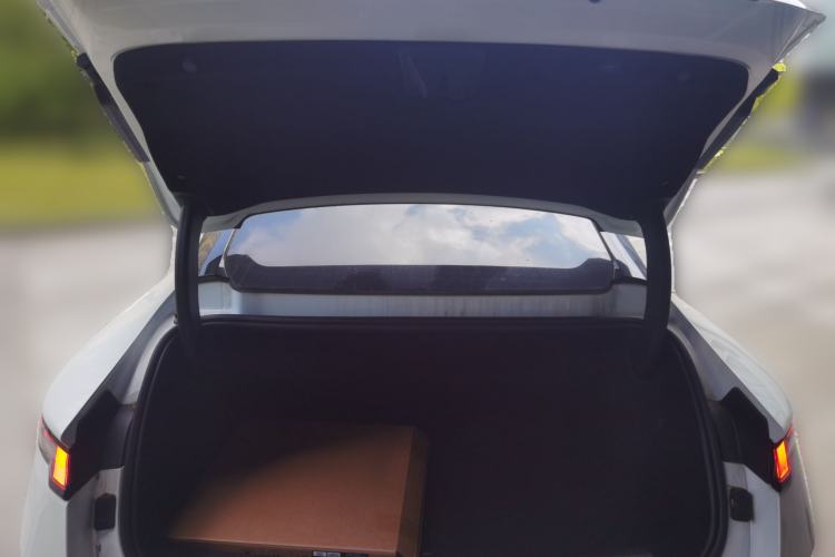 Used Lynk & Co 10 EM-P 2025 Facelifted Model 120 All-Wheel Drive Ultra Trunk