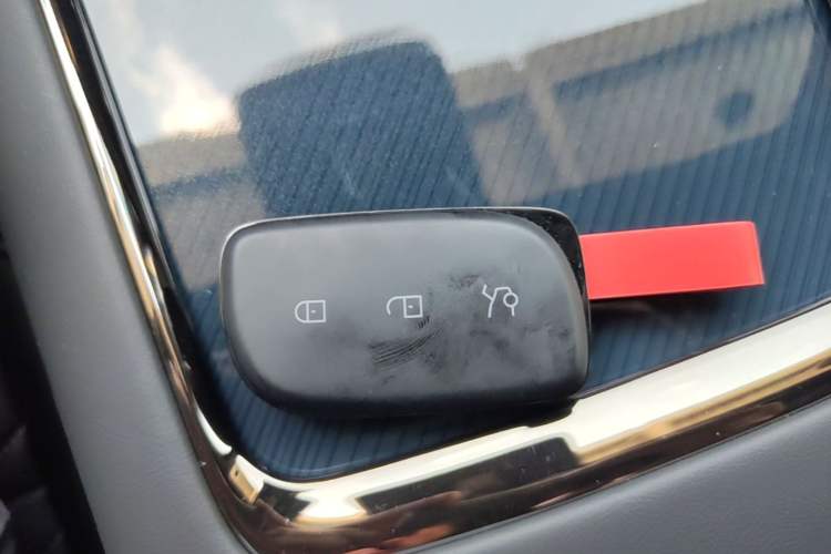 Used Lynk & Co 10 EM-P 2025 Facelifted Model 120 All-Wheel Drive Ultra Vehicle Key
