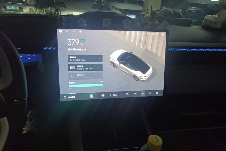Used Lynk & Co Z10 2025 95 kWh 806 km Range Rear-Wheel Drive Advanced Driver-Assistance System Max Audio And AC Panel