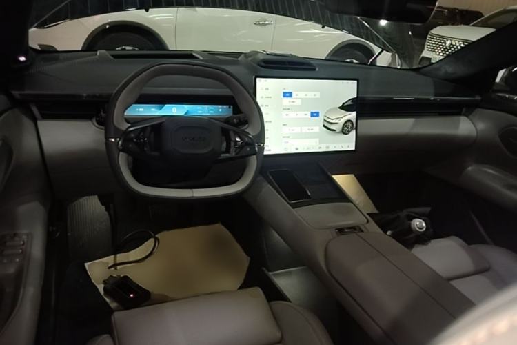 Used Lynk & Co Z10 2025 STARBUFF 95 kWh 680 km All-Wheel Drive Intelligent Driving Center Console