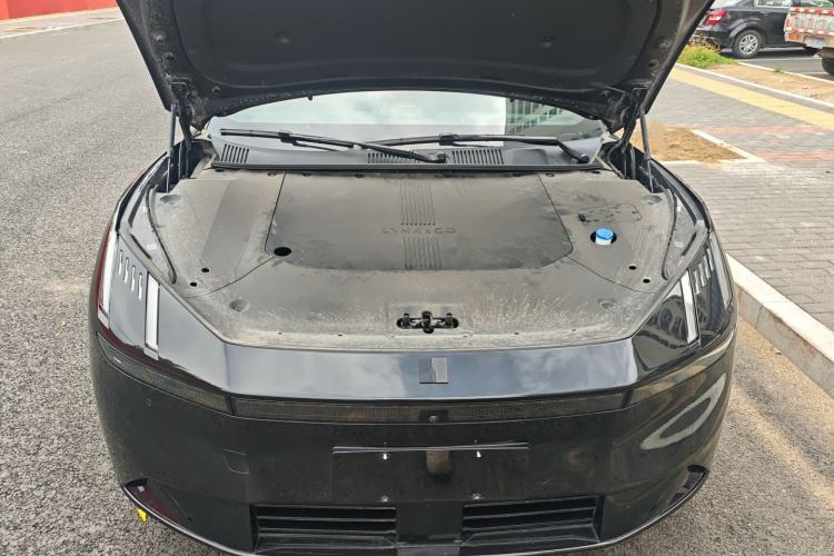 Used Lynk & Co Z10 2025 95 kWh 766 km Range Rear-Wheel Drive Max Engine Bay