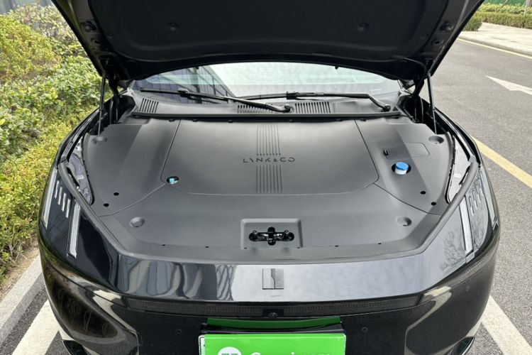 Used Lynk & Co Z10 2025 STARBUFF 95 kWh 680 km All-Wheel Drive Intelligent Driving Engine Bay