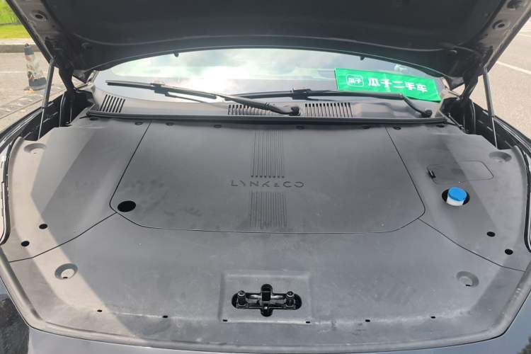 Used Lynk & Co Z10 2025 STARBUFF 95 kWh 766 km Range Rear-Wheel Drive Engine Bay