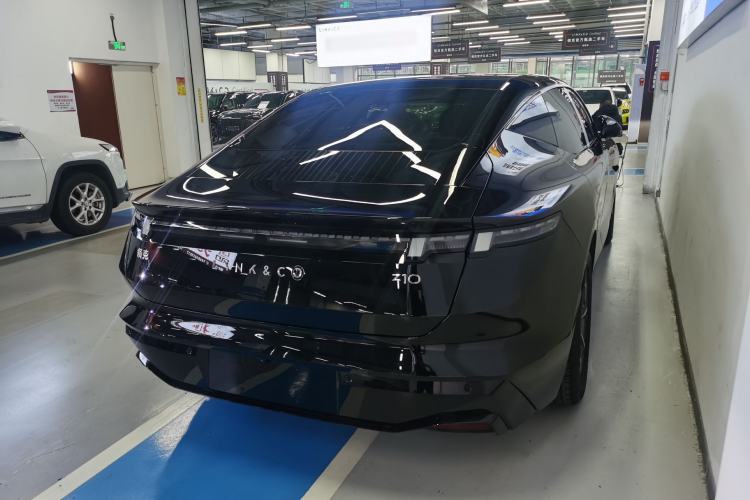 Used Lynk & Co Z10 2025 95 kWh 766 km Range Rear-Wheel Drive Max Exterior 3