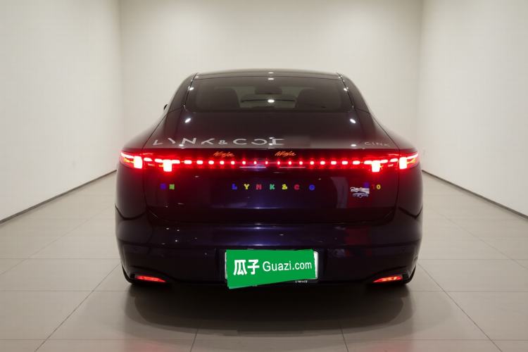 Used Lynk & Co Z10 2025 95 kWh 766 km Range Rear-Wheel Drive Max Exterior 4