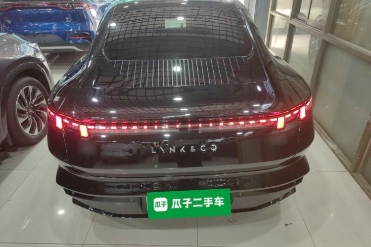 Used Lynk & Co Z10 2025 71 kWh 602 km Range Rear-Wheel Drive Pro Exterior 4
