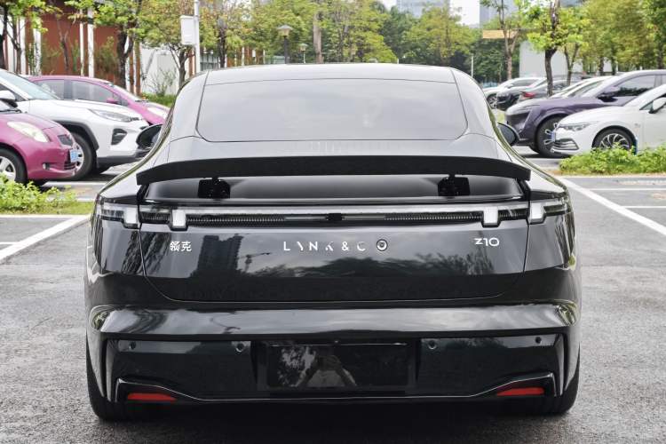 Used Lynk & Co Z10 2025 95 kWh 766 km Range Rear-Wheel Drive Max Exterior 6
