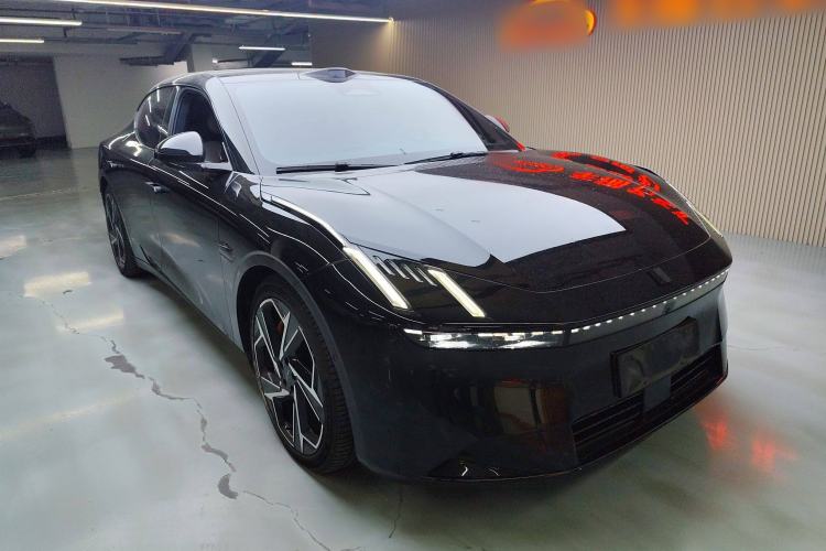 Used Lynk & Co Z10 2025 95 kWh 702 km All-Wheel Drive Intelligent Driving Ultra Front Right 45 Deg