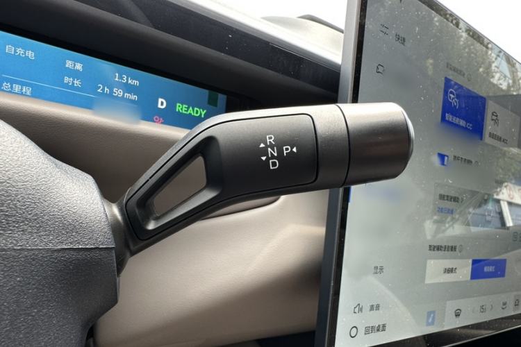 Used Lynk & Co Z10 2025 STARBUFF 95 kWh 680 km All-Wheel Drive Intelligent Driving Gear Lever