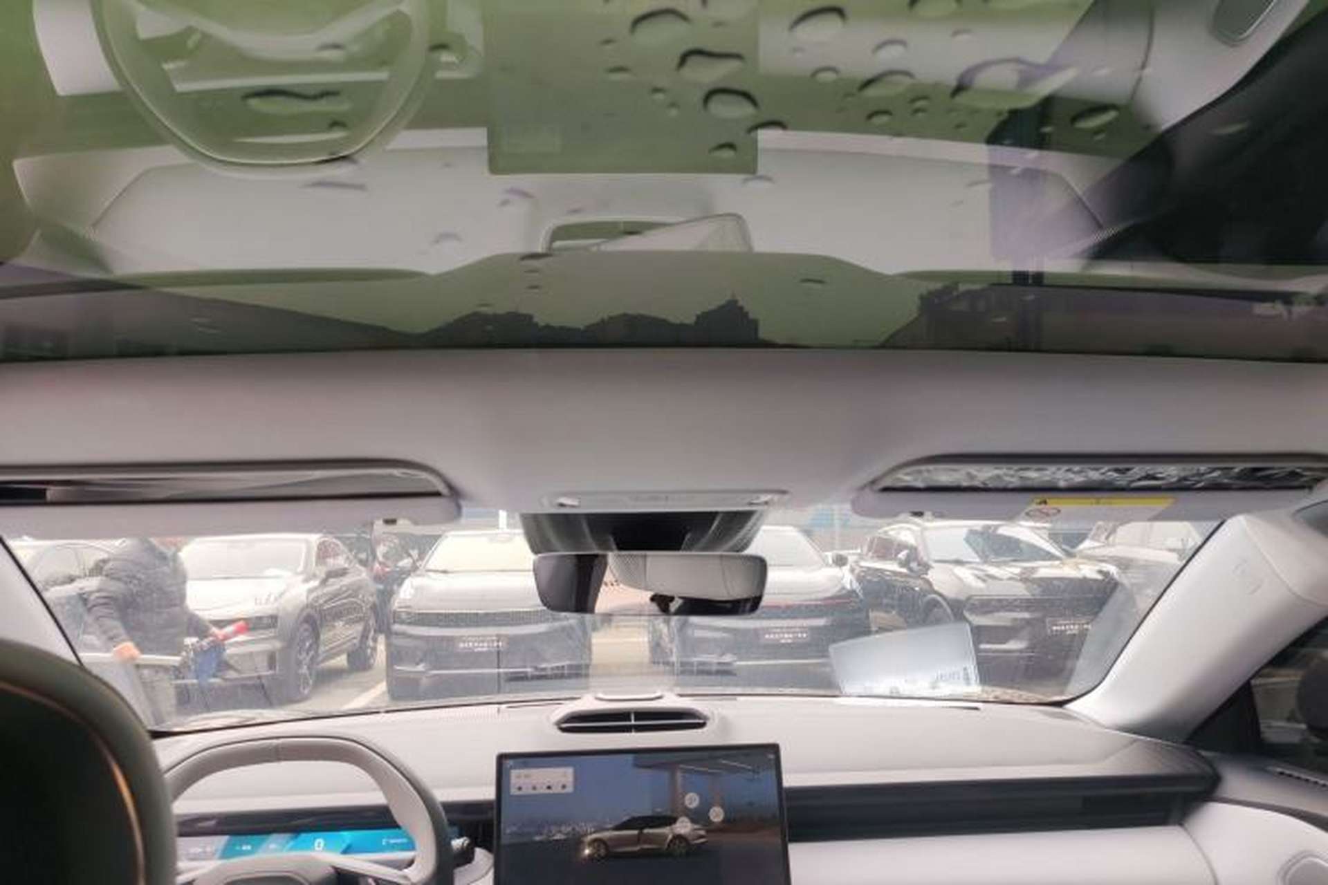 Used Lynk & Co Z10 2025 71 kWh 602 km Range Rear-Wheel Drive Pro Headliner