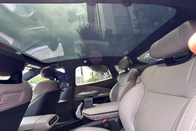Used Lynk & Co Z10 2025 STARBUFF 95 kWh 680 km All-Wheel Drive Intelligent Driving Headliner