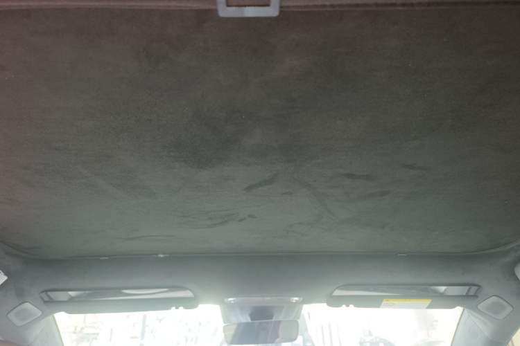 Used Lynk & Co Z10 2025 95 kWh 766 km Range Rear-Wheel Drive Max Headliner