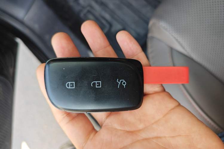 Used Lynk & Co Z10 2025 95 kWh 766 km Range Rear-Wheel Drive Max Interior 1