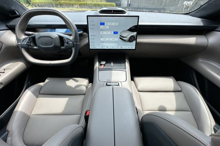 Used Lynk & Co Z10 2025 STARBUFF 95 kWh 680 km All-Wheel Drive Intelligent Driving Interior 2