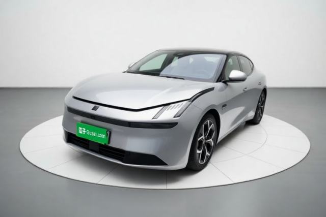 Lynk & Co Z10 2025 95 kWh 766 km Range Rear-Wheel Drive Max usado