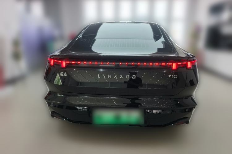 Used Lynk & Co Z10 2025 95 kWh 766 km Range Rear-Wheel Drive Max Rear