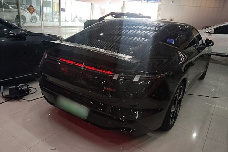 Used Lynk & Co Z10 2025 STARBUFF 95 kWh 680 km All-Wheel Drive Intelligent Driving Rear Right 45 Deg