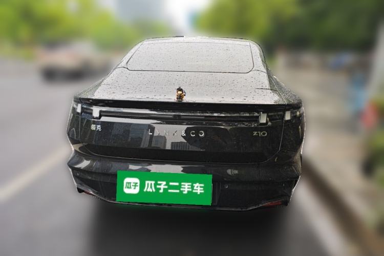 Used Lynk & Co Z10 2025 95 kWh 806 km Range Rear-Wheel Drive Advanced Driver-Assistance System Max Rear