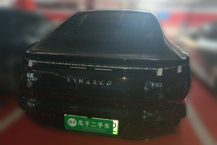 Used Lynk & Co Z10 2025 95 kWh 766 km Range Rear-Wheel Drive Max Rear