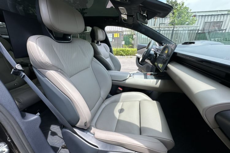 Used Lynk & Co Z10 2025 STARBUFF 95 kWh 680 km All-Wheel Drive Intelligent Driving Right Front Seat