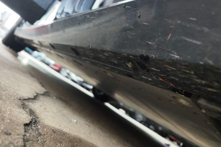 Used Lynk & Co Z10 2025 95 kWh 766 km Range Rear-Wheel Drive Max Right Side Sill