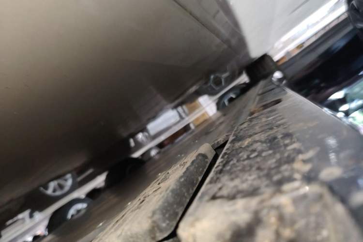 Used Lynk & Co Z10 2025 95 kWh 766 km Range Rear-Wheel Drive Max Right Side Sill